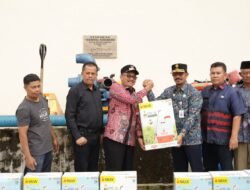 Puluhan Keltan Payakumbuh Terima Batuan Mesin Pertanian