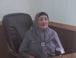 NENEK USIA 72 TAHUN MASIH PUNYA SEMANGAT UNTUK JADI KETUA LPM