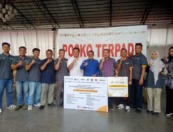 PT. UNITED TRACTORS Tbk bersama J Trust Bank Berikan Bantuan Musibah Banjir Bandang 