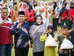 KETUA TP-PKK KABUPATEN SOLOK HADIRI FAMILY GATHERING PEMKEC DAN PEMNAG KECAMATAN X KOTO DIATAS