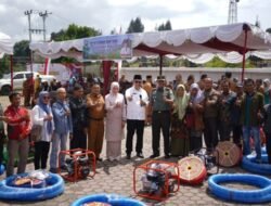 BUPATI SOLOK SERAHKAN ALSINTAN POMPA AIR PADA KELTAN