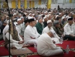 SUTAN RISKA SAMBUT PERTEMUAN RIBUAN UMMAT ISLAM DI MASJID AGUNG DHARMASRAYA