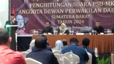 KPU Tanah Datar Laksanakan Rekapitulasi Hasil Penghitungan Suara  Anggota DPD Propinsi Sumbar