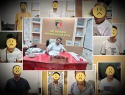 8 ORANG PELAKU JUDI DAN 1 ORANG PEMILIK WARUNG TERJARING RAZIA OPERASI PEKAT