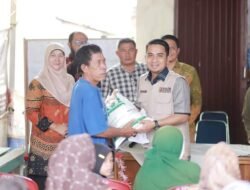 1002 KK MISKIN TERIMA BANTUAN BERAS BAPENAS