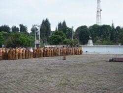 KADISDUKCAPIL KABUPATEN SOLOK JADI PEMBINA APEL