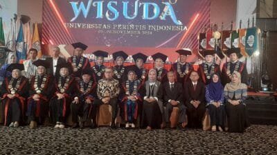 UPERTIS GELAR WISUDA VIII SELAMA 2 HARI SEBANYAK 659 WISUDAWAN/TI