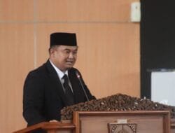 Bupati Jawab Pandangan Umum Fraksi