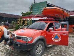 Bupati Perintahkan : BPBD Dharmasraya Agar Mengirimkan Bantuan Perahu Karet