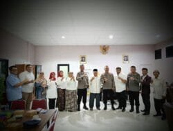 DANDEN GEGANA BRIMOB POLDA SUMBAR BERKUNJUNG KE UNIVERSITAS EKASAKTI