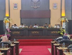 DPRD KOTA SOLOK GELAR PARIPURNA PEMBERHENTIAN WAKO DAN WAWAKO