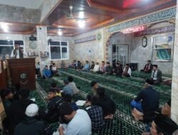 BERAMAL DENGAN ILMU