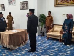 BUPATI LANTIK ELIZAR, SH PEJABAT SEKDA TANAH DATAR