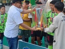 KETUA DPRD KOTA SOLOK TUTUP TURNAMEN FUTSAL