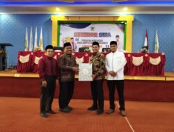 Wabup Limapuluh Kota Tekankan Manajemen Waktu dan Organisasi Kepada Santri