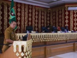 Wawako Payakumbuh Elzadaswarman Jawab Pemandangan umum Fraksi Fraksi Dewan