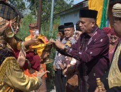 Pemko Payakumbuh Apresiasi, Batogak Rumah Manaikkan Kudo-Kudo