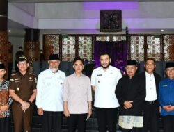 Wapres Gibran Kunjungi Padang : Tinjau Pendidikan, Salurkan BSU dan Bahas Toleransi