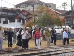 Delegasi 15 Negara Kunjungi Stasiun Kereta Api Padang Panjang