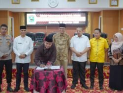 Bupati Solok Hadiri Rapat Paripurna DPRD, Bahas Penetapan RPJMD 2025–2029