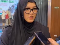 Tasya Zita Raih Juara I Padang Fashion Summit 2025