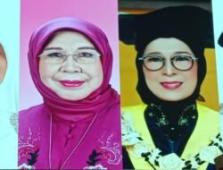 Limpapeh Achievement Award Diserahkan oleh Hj. Harneli Mahyeldi