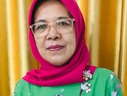 Prof. Yenni Rozimela : Padusi Minang Harus Melek Digital, Teguh Beradat