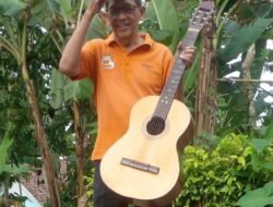 KPM TAMPILKAN LAGU LEGENDARIS DI HUT-VIII