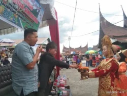 Festival Seni dan Budaya Nagari Sumanik Berlangsung Meriah