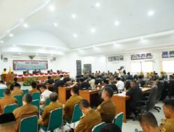 8 Fraksi DPRD Tanah Datar Sampaikan Pandangan Umum