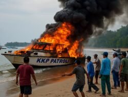 Kapal Patroli KKP Dibakar Massa di Pesisir Selatan, 8 Petugas Selamat dari Amukan Nelayan