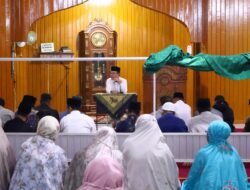 Subuh Berjamaah Jadi Hangat Sampaikan Uneg Uneg Ke Walikota Zulmaeta