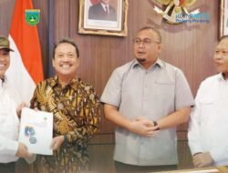 Padang Panjang Dorong Perikanan Berkelanjutan, Wako Hendri Arnis Serahkan Proposal ke Menteri KKP