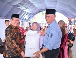 Pemprov Sumbar Salurkan Bantuan Beras 4 Ton Lebih ke Pedagang Dampak Kebakaran