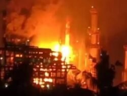 Kilang Minyak Pertamina Dumai Meledak, Warga Panik