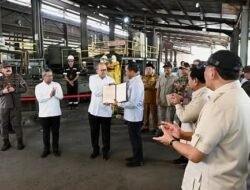 Presiden Prabowo Saksikan Penyerahan Aset Rampasan Tambang Ilegal ke PT Timah: Kerugian Negara Capai Rp300 Triliun