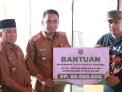 Pemko Solok Terima Bantuan Dari Masyarakat Padang Panjang Untuk Warga Terdampak Bencana