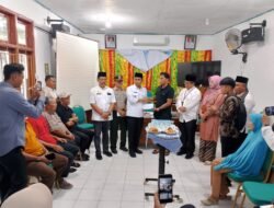 Pemko Solok Salurkan Bantuan 264 Rumah Terdampak Angin Kencang