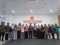 30 Dosen Politeknik Negeri Padang Dinyatakan Kompeten Dalam Sertifikasi CRM