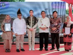 Kemenparekraf dan BPJPH Perluas Sertifikasi Halal Bagi Produk UMKM di 1.500 Desa Wisata