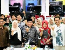 Maigus Nasir Sambut Peserta Seminar Hukum Adat