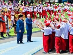 Prabowo Sambut Lula Dengan Gemuruh Sorak Pelajar: Diplomasi Hangat di Istana Merdeka