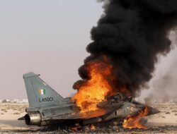 Jet Tempur HAL Tejas India Jatuh di Dubai Airshow, Pilot Tewas di Lokasi