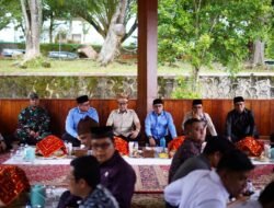 Sambalado Baluik Pikat Menteri Ekraf Saat Makan Bajamba
