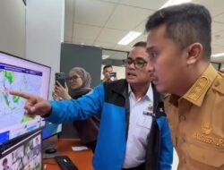 Wagub Sumbar Vasko Ruseimy Tinjau Warga Terdampak Banjir dan Longsor