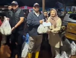Andre Rosiade Kunjungi Posko Banjir di Kota Padang, Salurkan Bantuan Warga Terdampak