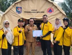 Bupati Eka Putra Terima Bantuan Dari IKTD Kota Batam Dan IKTD Kabupaten Tembilahan