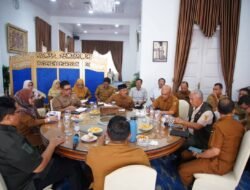 Bupati Eka Putra Harap Semua Tetap Semangat