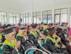 64 Lansia PPT Ikuti Wisuda Sekolah Lansia 2025