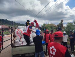 PMI Bukittinggi Salurkan Bantuan ke Malalak, Ahmad Jais: “Bencana Ini Duka Kita Bersama”